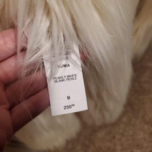 Babaton Faux Fur Coat - Picture 3 of 5